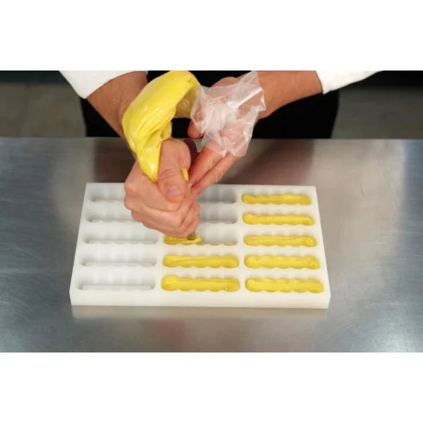 Moule Silicone Barre Ondulée Snack 9 X 3 Cm X H 1,9 Cm (x15) Pavoni pas cher en ligne 3