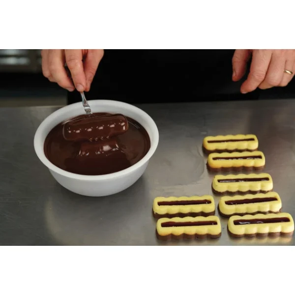 Moule Silicone Barre Ondulée Snack 9 X 3 Cm X H 1,9 Cm (x15) Pavoni pas cher en ligne 7
