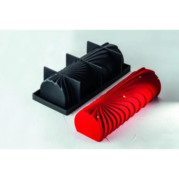 Moule Silicone Bûche Comète 25 X 8,8 Cm X H 7,3 Cm Pavoni qualité supérieure 1