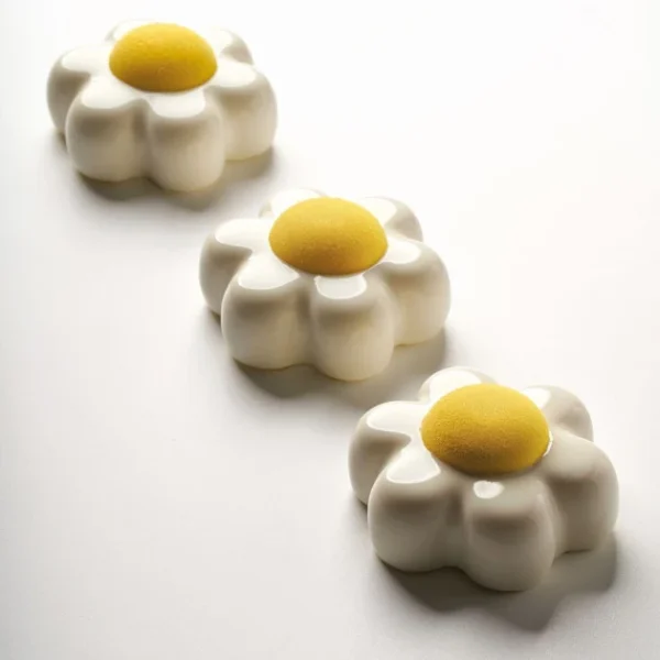 en ligne vente Moule Silicone Marguerite 7,5 X 6,8 Cm X H 2,6 Cm (x12) Pavoflex 4